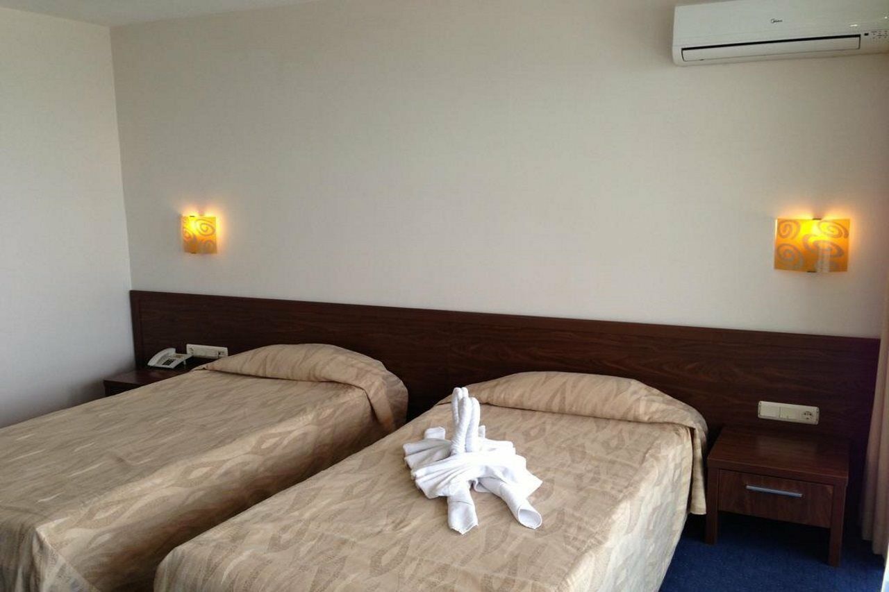 Hotel Glarus Beach Sunny Beach Exterior foto
