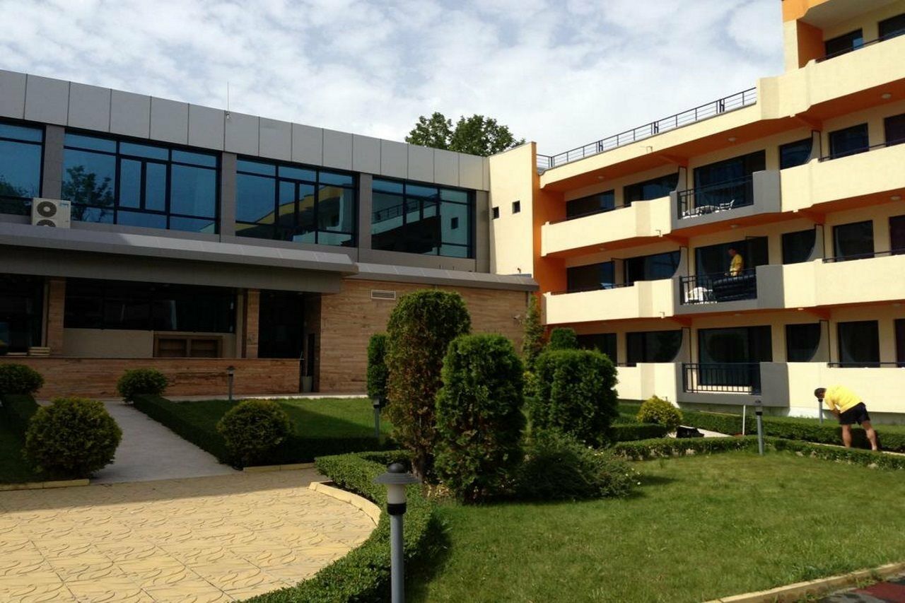 Hotel Glarus Beach Sunny Beach Exterior foto